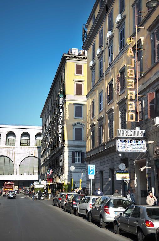 ホテル アルベルゴ マレキアーロ ローマ エクステリア 写真